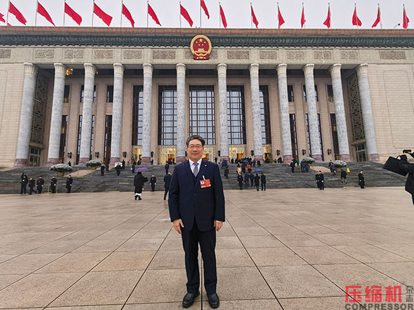 李总两会.jpg